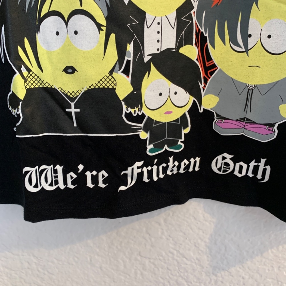 Hot Topic South Park Black Crop Muscle Tank Top Juniors XL Goth Kids NEW Comedy - Picture 9 of 11